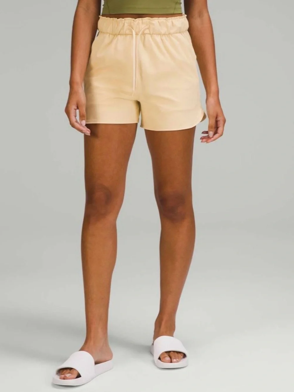 Lululemon Stretch Luxtreme High-Rise Short 3.5” Prosecco Size 10